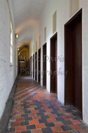 cell corridor sm-c50.jpg